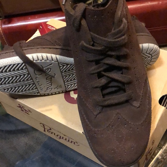 Shoes - Picture 4 of 5